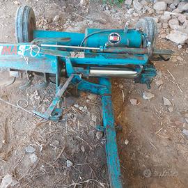 Fresa idraulica interfilare