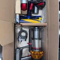 Dyson v15 absolute detect aspirapolvere NUOVO