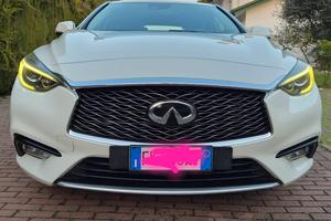 INFINITI Q30 1.5d DCT - FULL OPTIONAL - CERCHI 18"