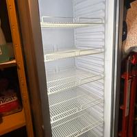 Frigo a vetrina