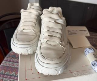 Scarpe mcqeen mod.new court