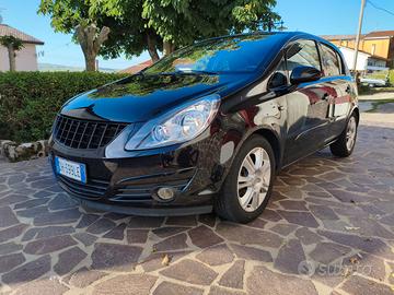 Opel Corsa D 1.3 90CV multijet Cosmo