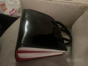 Borsa Carpisa nera bianca e rossa