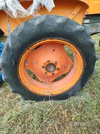 Treno completo di cerchi per piccola.