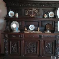 Credenza spagnola