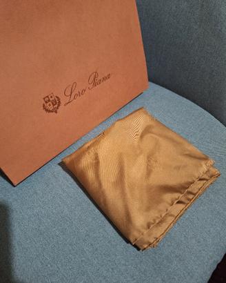 Foulard Loro Piana NUOVO + omaggio