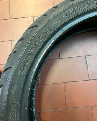 Gomme BRIDGESTONE BATTLAX T31