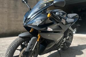 Yamaha YZF R125 2017