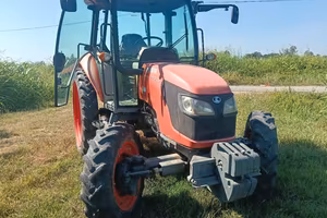 trattore Kubota m7040