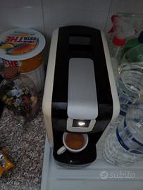 Macchina per caffè in capsule Lavazza point