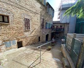 Locale commerciale artigianale uffici - Mon...