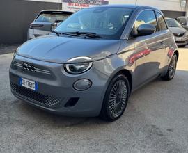 Fiat 500 500e Berlina 42 kWh Icon