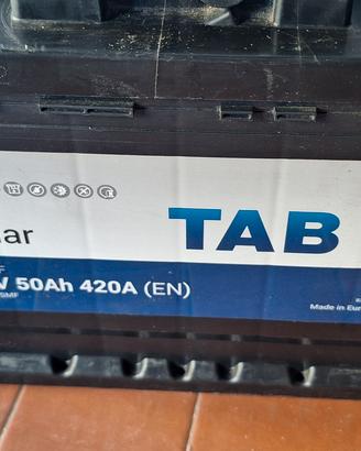 batteria 12v auto