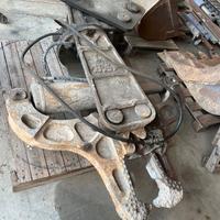 PINZA  FRANTUMATRICE OKADA TS500