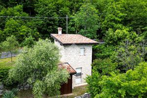 RUSTICO A GARGNANO