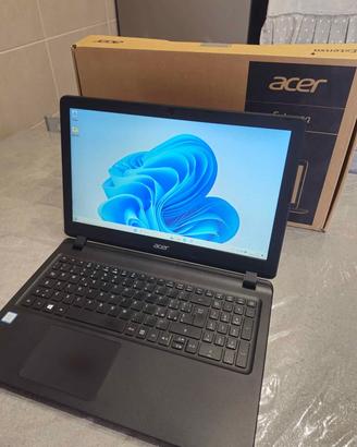 Laptop Acer i5 15,6 pollici