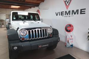 Jeep Wrangler 2.8 CRD DPF Sahara Auto