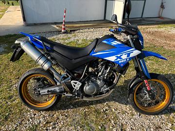 Yamaha XT660X