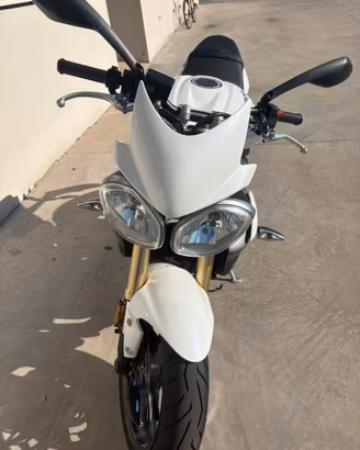 Triumph street triple