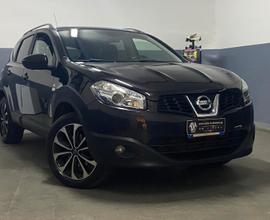 Nissan Qashqai 1.5 /tetto panorama/navi/telecamera