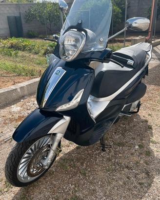Scooter Piaggio Beverly 300