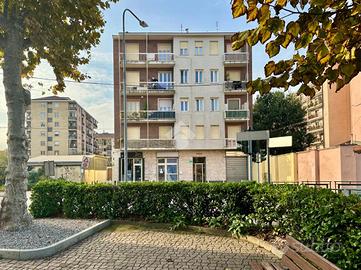 2 LOCALI A GRUGLIASCO