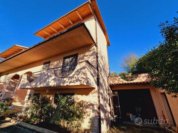 Villa a schiera a Baschi