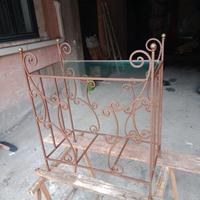 Mobile in ferro e vetro