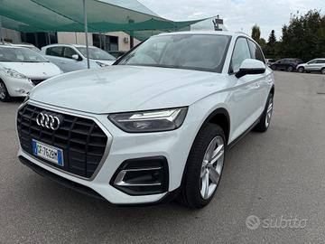 Audi Q5 40 TDI 204 CV quattro S tronic Business Ad