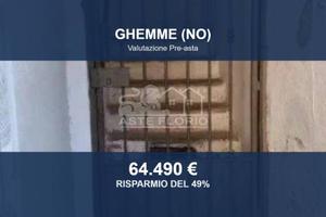Immobile in asta di 114 m² con più di 5 locali a G