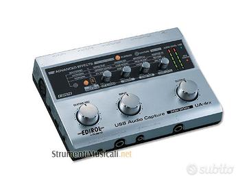 Microfono, scheda audio e cavetteria professionali