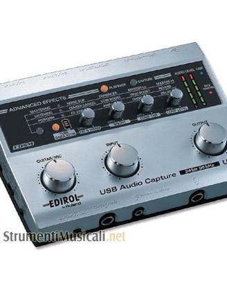 Microfono, scheda audio e cavetteria professionali