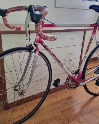 Bici da corsa Rossi anni 90 tenuta bene