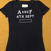 T-shirt Abercrombie & Fitch taglia S