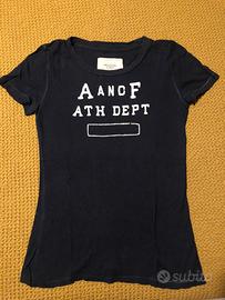 T-shirt Abercrombie & Fitch taglia S