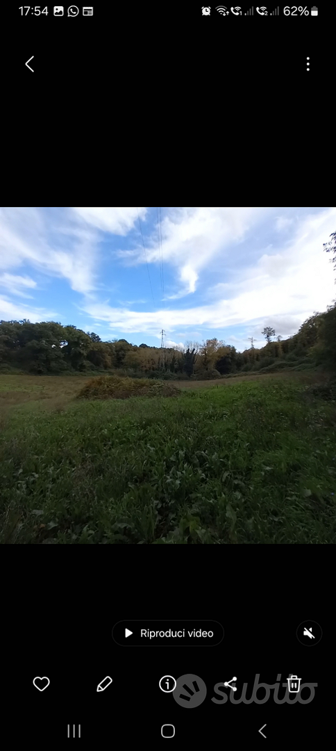 Terreno con accesso diretto su strada - Vista 2