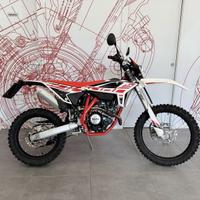 Beta RR Enduro 125 BETA RR 125 4T ENDURO