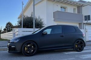 GOLF R serie 6