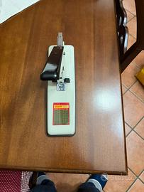 Cucitrice professionale SUMY