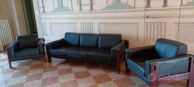 Salotto in pelle nera anni '60, vintage