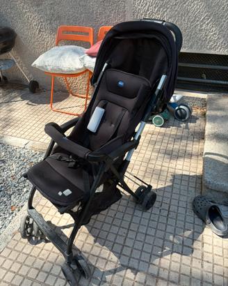 Passeggino ultra light chicco