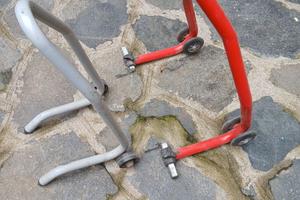 Cavalletti moto da strada