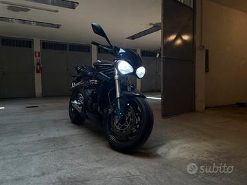 Triumph street triple 765s