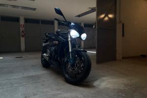 Triumph street triple 765s