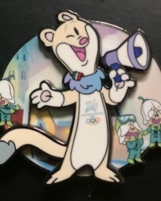 Pin Olimpiadi Milano Cortina - Tina-Flo Megafono