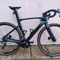gravel full carbon aero
