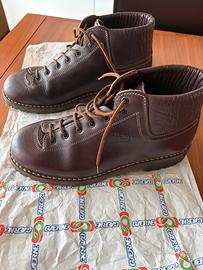 Scarponcino trekking vintage Gaerne nuovo
