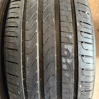 Gomme 235/55/19