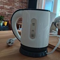 bollitore elettrico massima capienza 1 litro