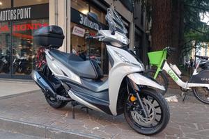 Kymco Agility 300i